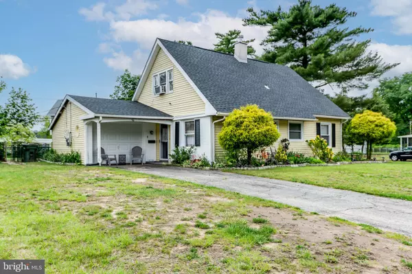 Willingboro, NJ 08046,70 BUCKINGHAM DR