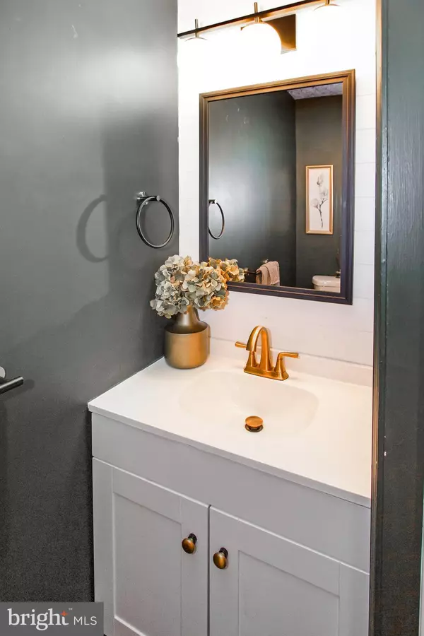 Cockeysville, MD 21030,322 CRANBROOK RD