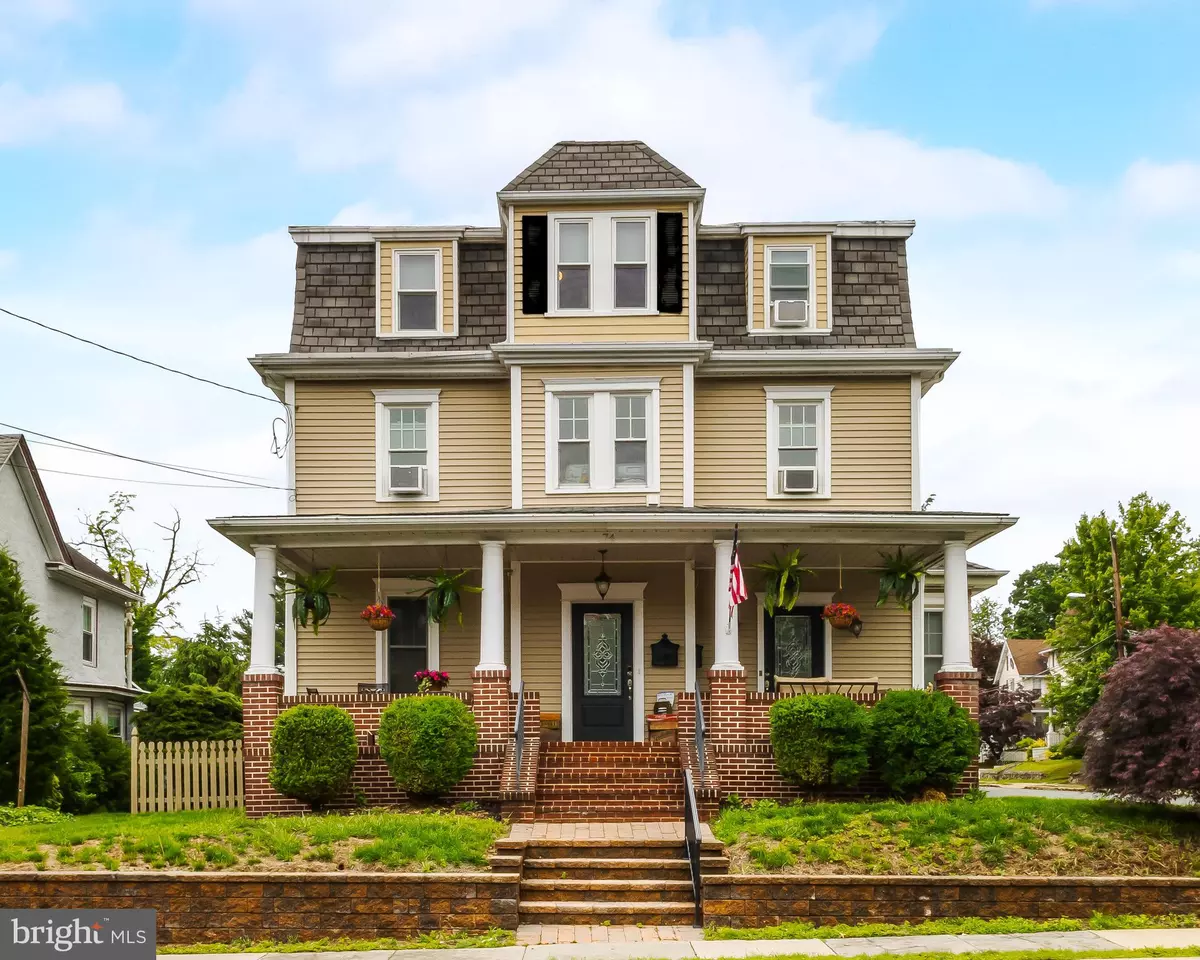 Pitman, NJ 08071,74 PITMAN AVE #B