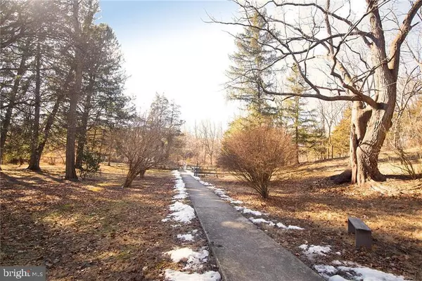 Green Lane, PA 18054,1025 REIHMAN RD