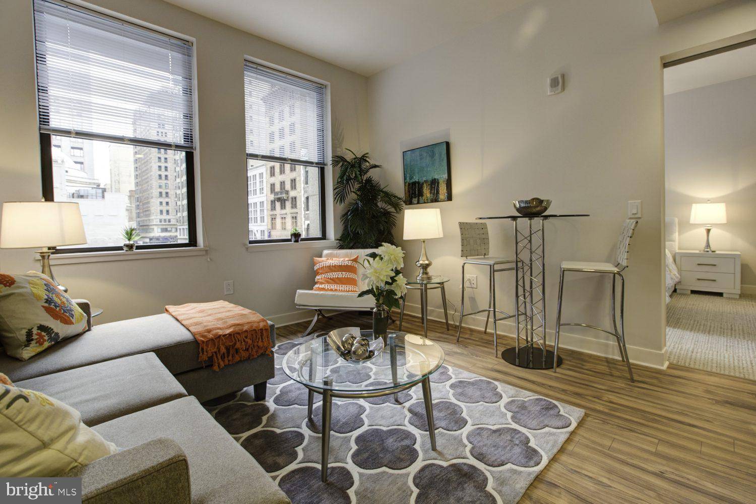 Philadelphia, PA 19102,42 S 15TH ST #1B-0504