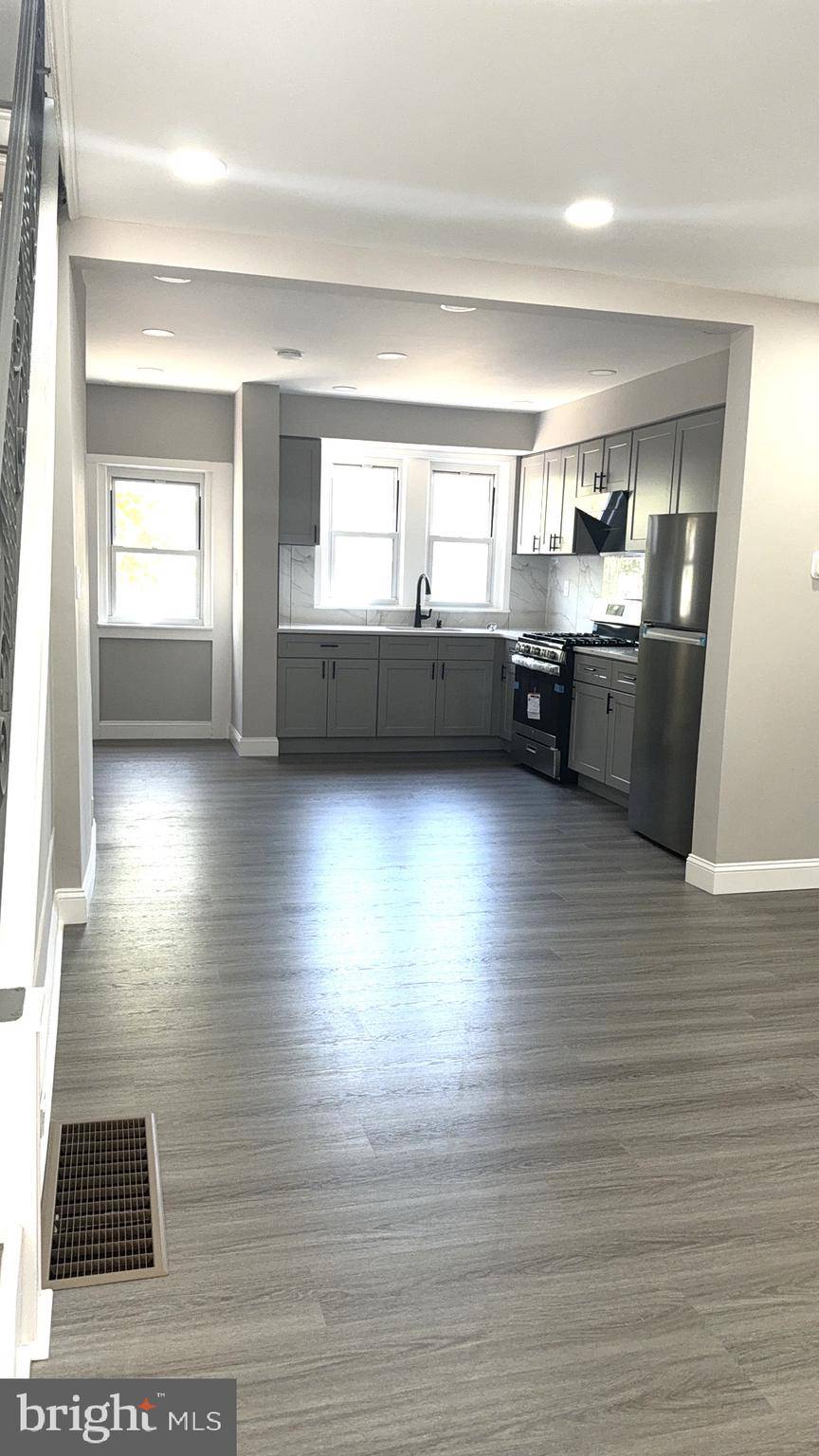 6529 VANDIKE ST, Philadelphia, PA 19135