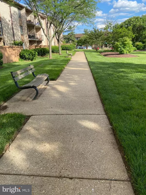 Greenbelt, MD 20770,6964 HANOVER PKWY #100