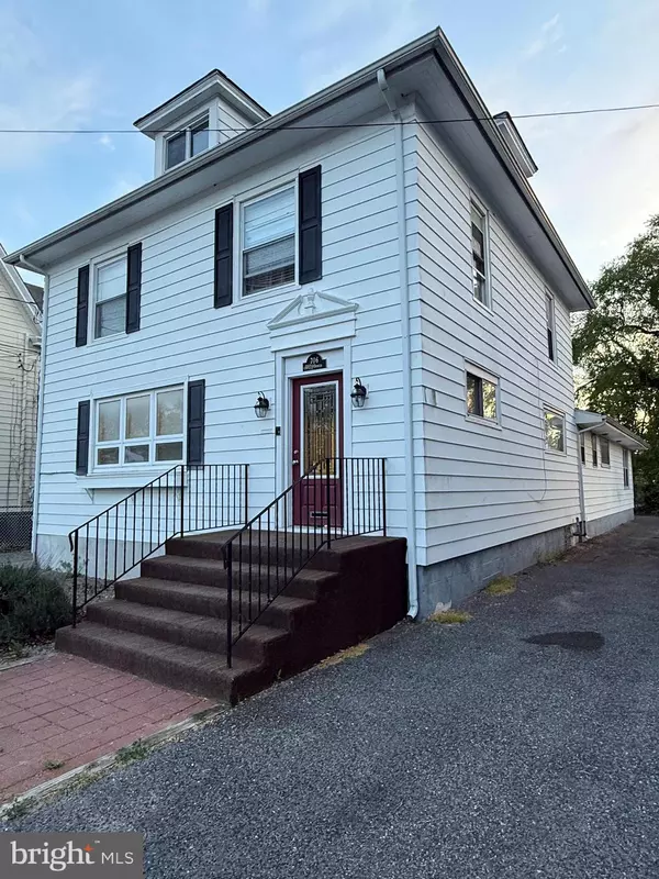 Millville, NJ 08332,706 N HIGH ST N