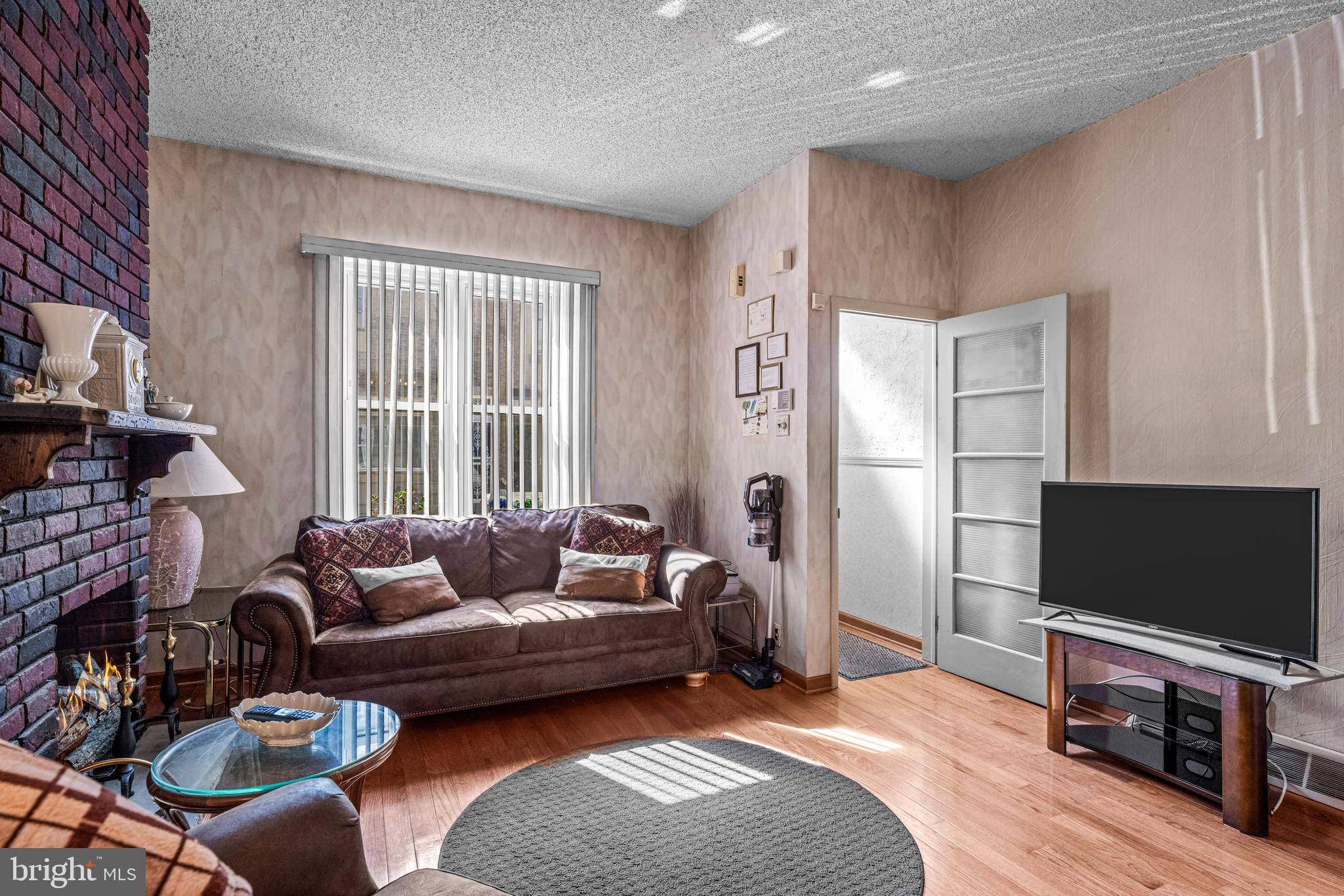 Philadelphia, PA 19145,2529 S CHADWICK ST
