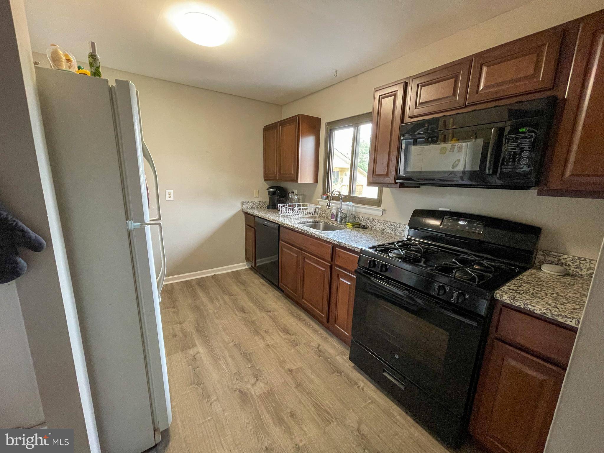 Alexandria, VA 22309,8413 ALAMEDA CT #62