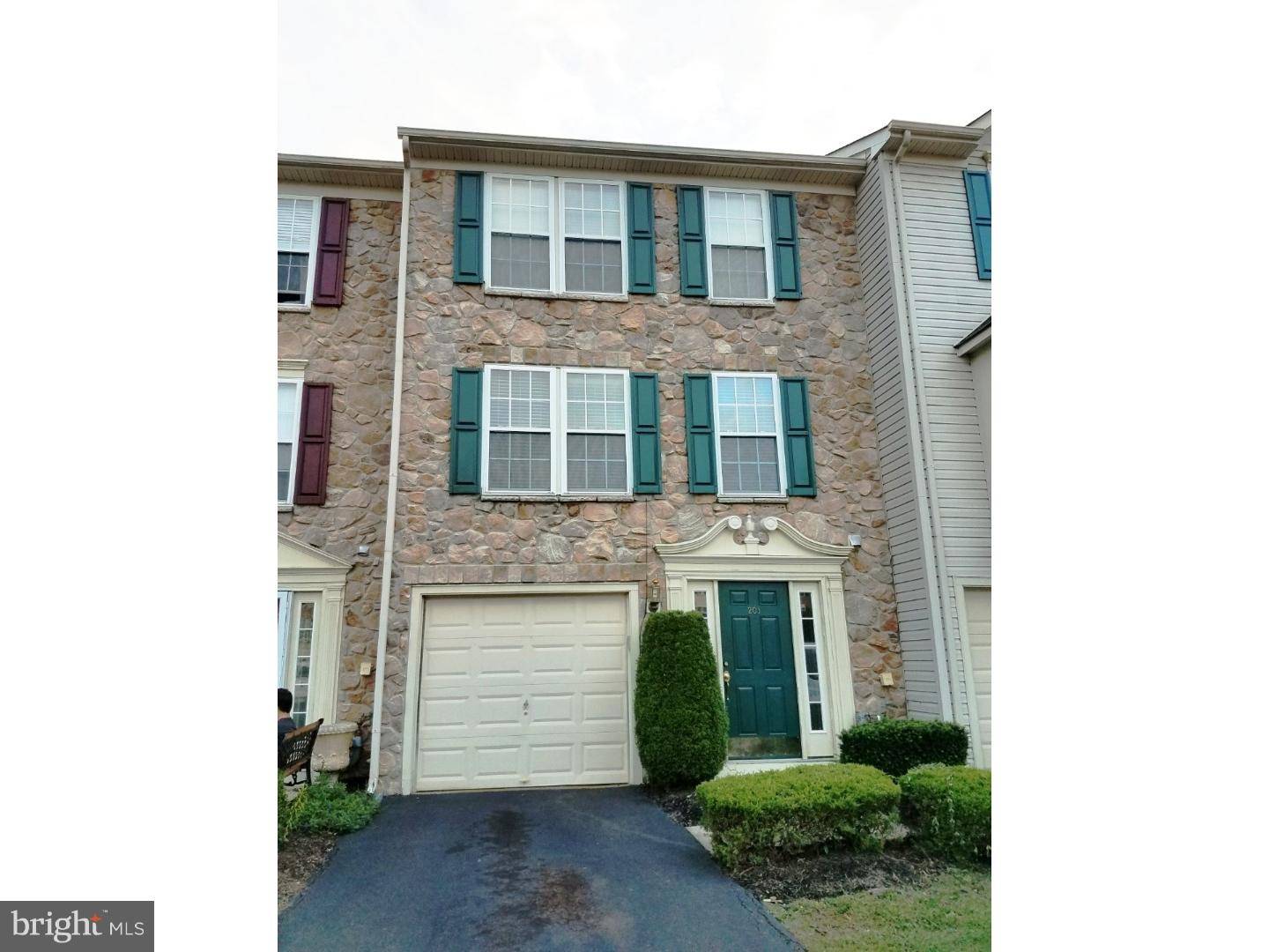 201 JENE CT, North Wales, PA 19454