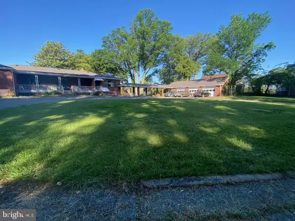 Capitol Heights, MD 20743,200 69TH PL