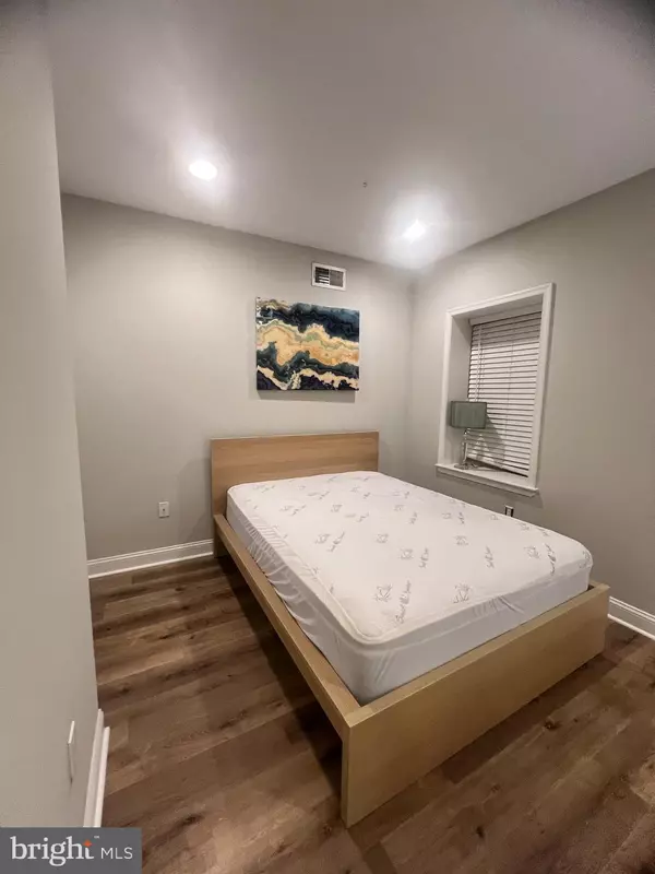 Philadelphia, PA 19104,3802 SPRING GARDEN ST