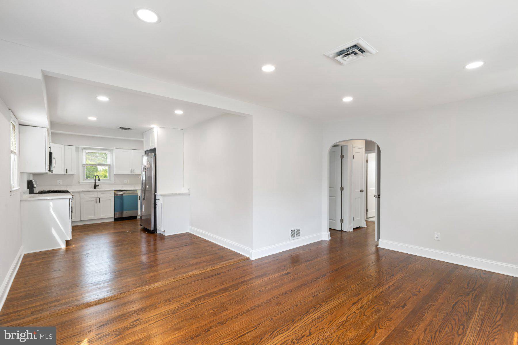 Baltimore, MD 21234,9606 OAK SUMMIT AVE