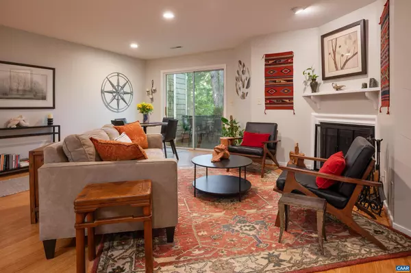 Charlottesville, VA 22901,1258 CLIFDEN GREENE #UNIT 7