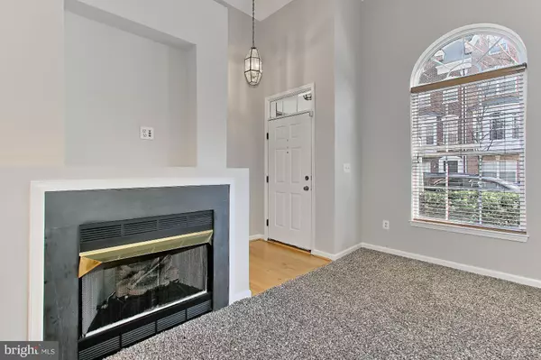 Alexandria, VA 22304,181 MARTIN LN