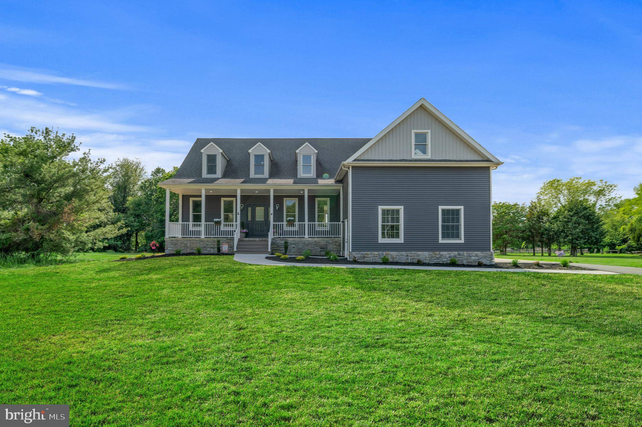 Mickleton, NJ 08056,123 W TOMLIN STATION RD
