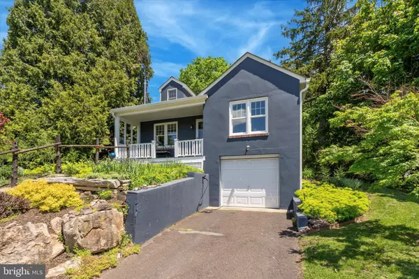 Ferndale, PA 18921,11 LOOKOVER LN