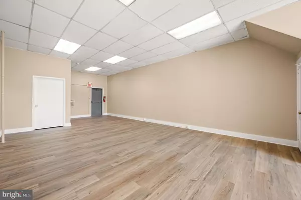 Upper Darby, PA 19082,7419 CHESTER PIKE