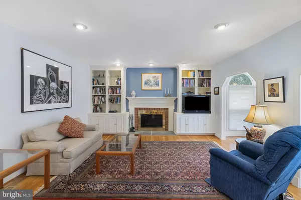 Annapolis, MD 21401,534 POST OAK RD