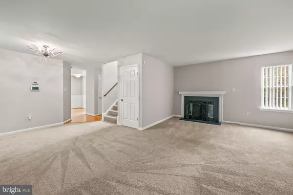 Dumfries, VA 22025,15435 BEACHWATER CT