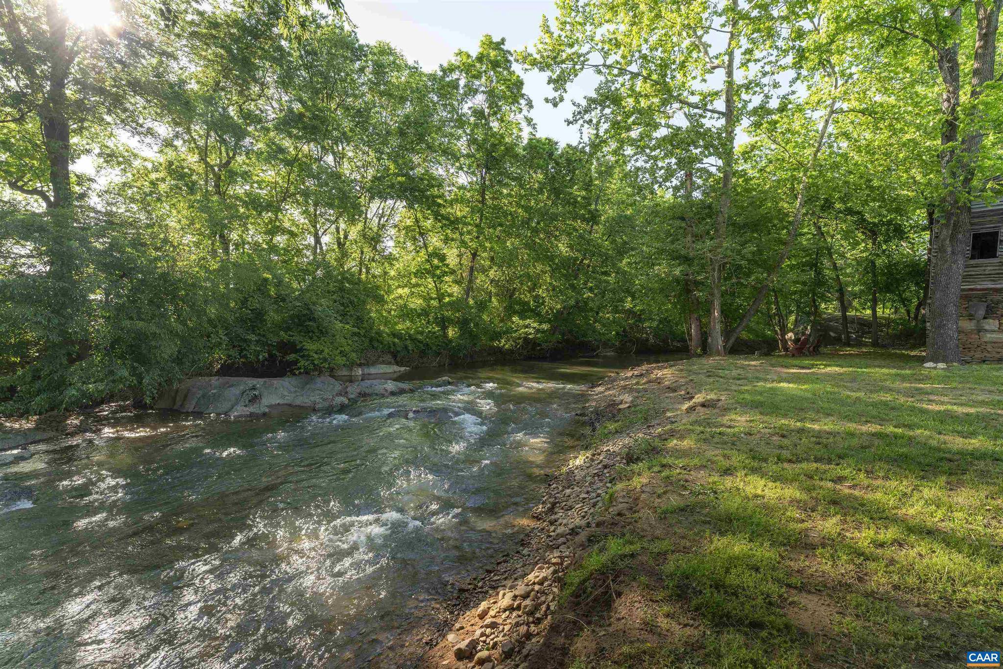 Stanardsville, VA 22973,928 SLATE MILL RD