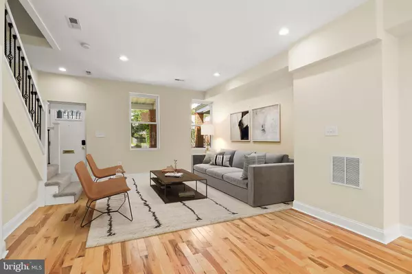 Baltimore, MD 21215,3827 BOARMAN AVE