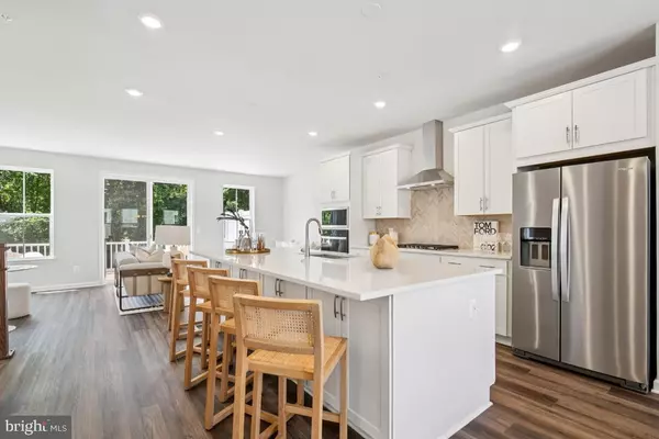 9598 KILLENNEY PL, Waldorf, MD 20601