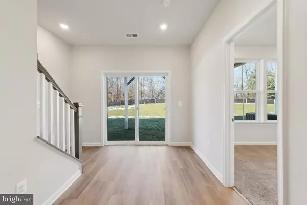 Waldorf, MD 20601,9598 KILLENNEY PL