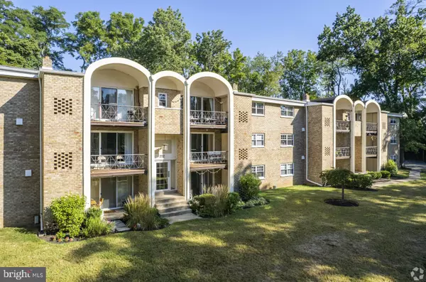 Radnor, PA 19087,284 IVEN AVE #1B-292-2C