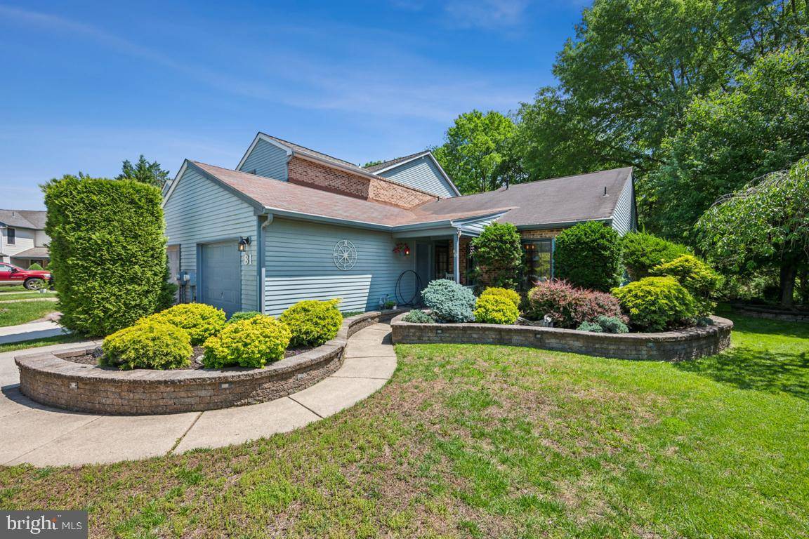 Mount Laurel, NJ 08054,81 POPPY CT