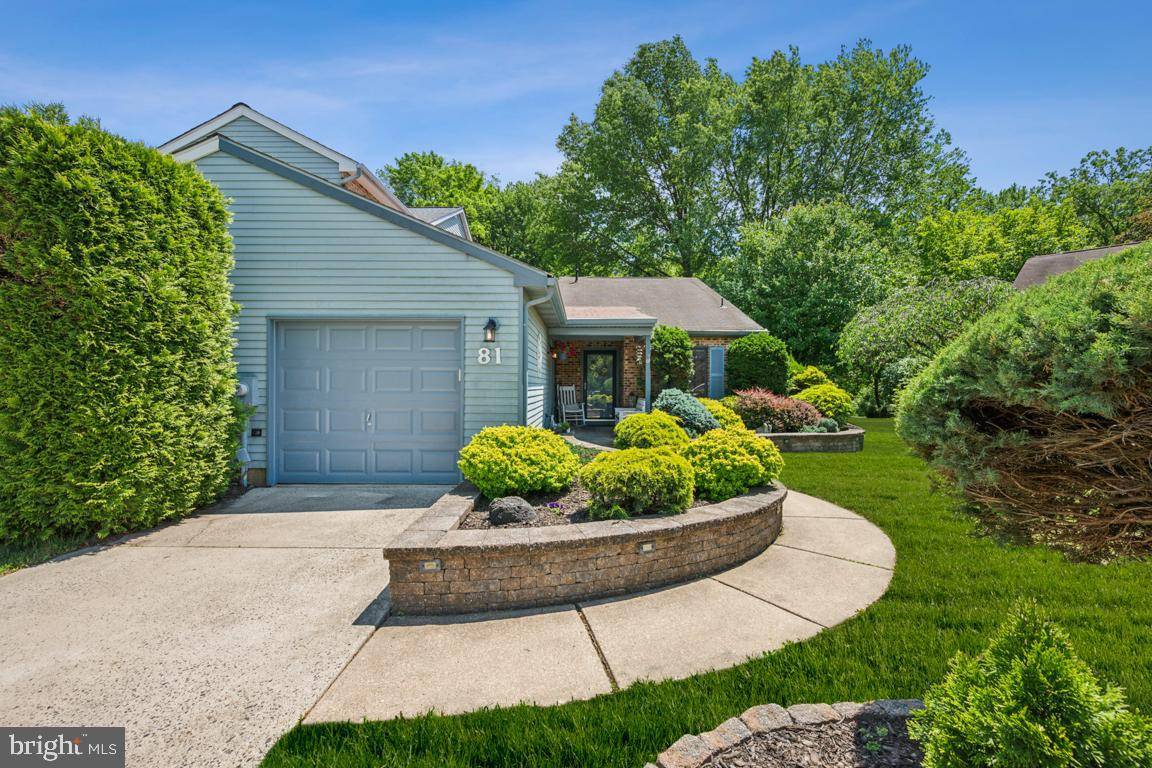 Mount Laurel, NJ 08054,81 POPPY CT