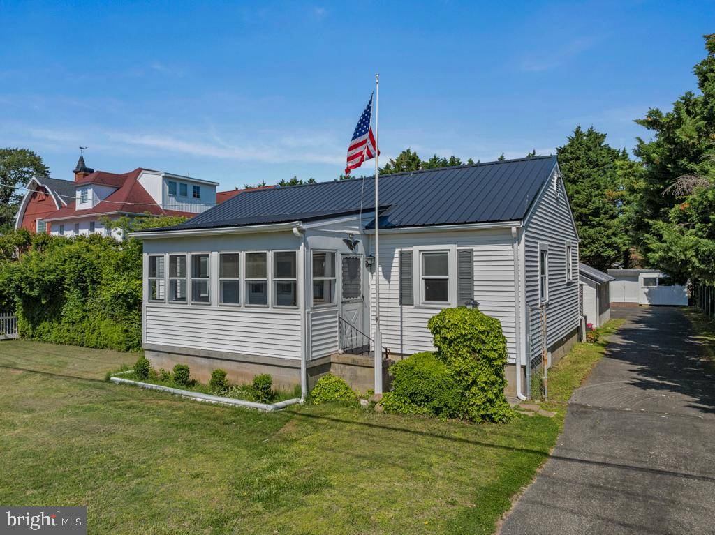 Rehoboth Beach, DE 19971,601 COUNTRY CLUB RD