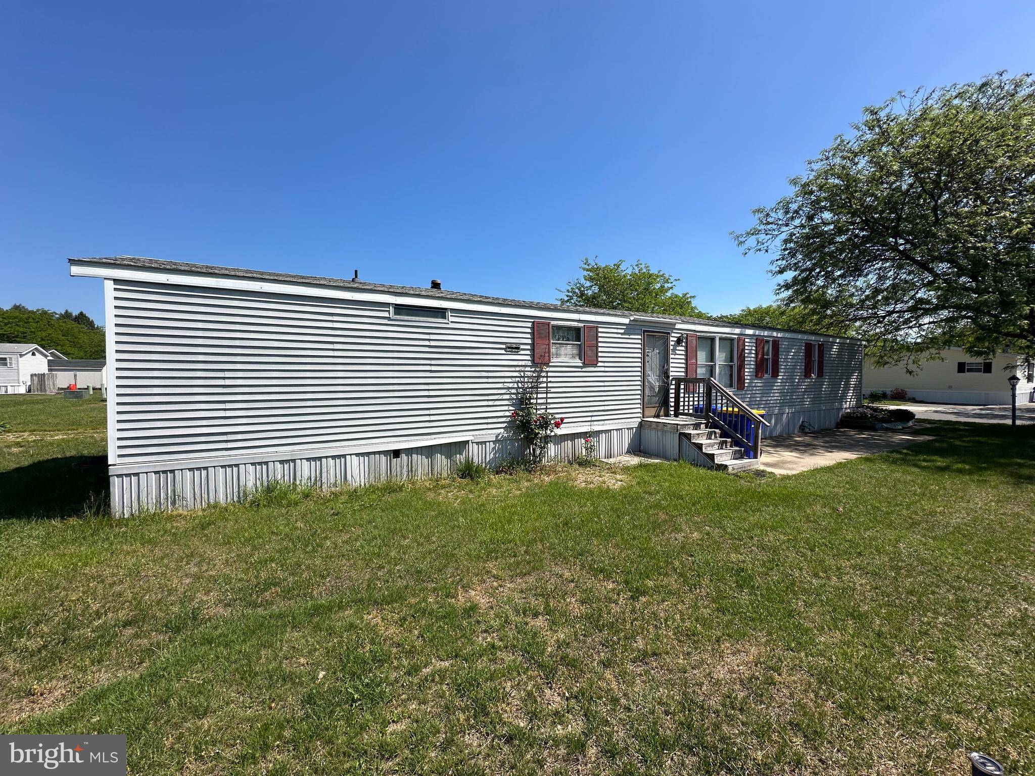 Smyrna, DE 19977,52 PINE RIDGE DR #52
