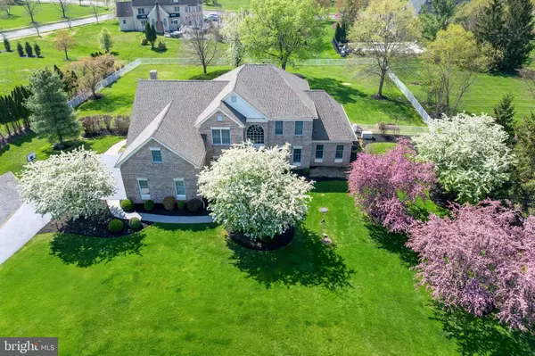 38 SOUTHFIELD DR, Belle Mead, NJ 08502