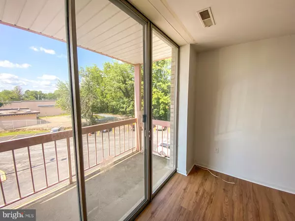 Baltimore, MD 21208,130 SLADE AVE #322