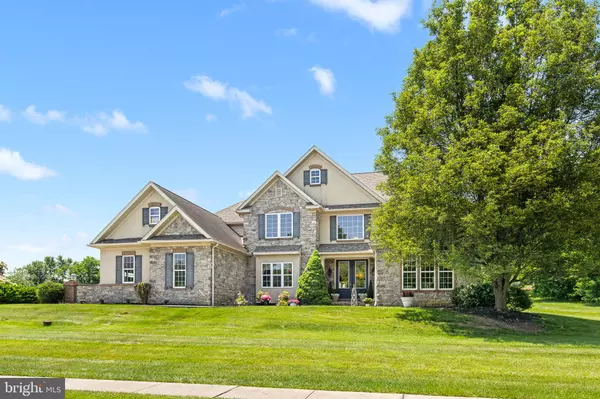 101 HERITAGE RD, Lancaster, PA 17602