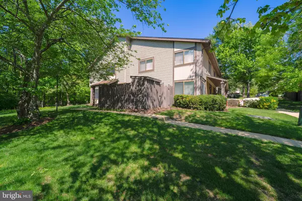 Upper Marlboro, MD 20774,39 CABLE HOLLOW WAY #49-4