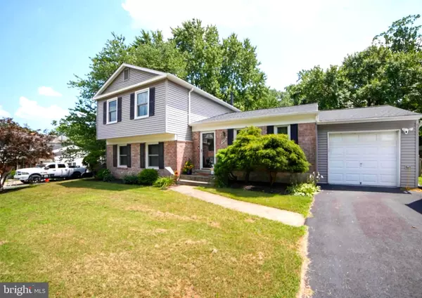 Laurel, MD 20707,6403 PARK HALL DR W
