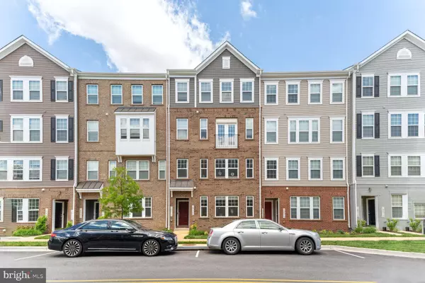 10508 JIM LOVELL LN, Lanham, MD 20706