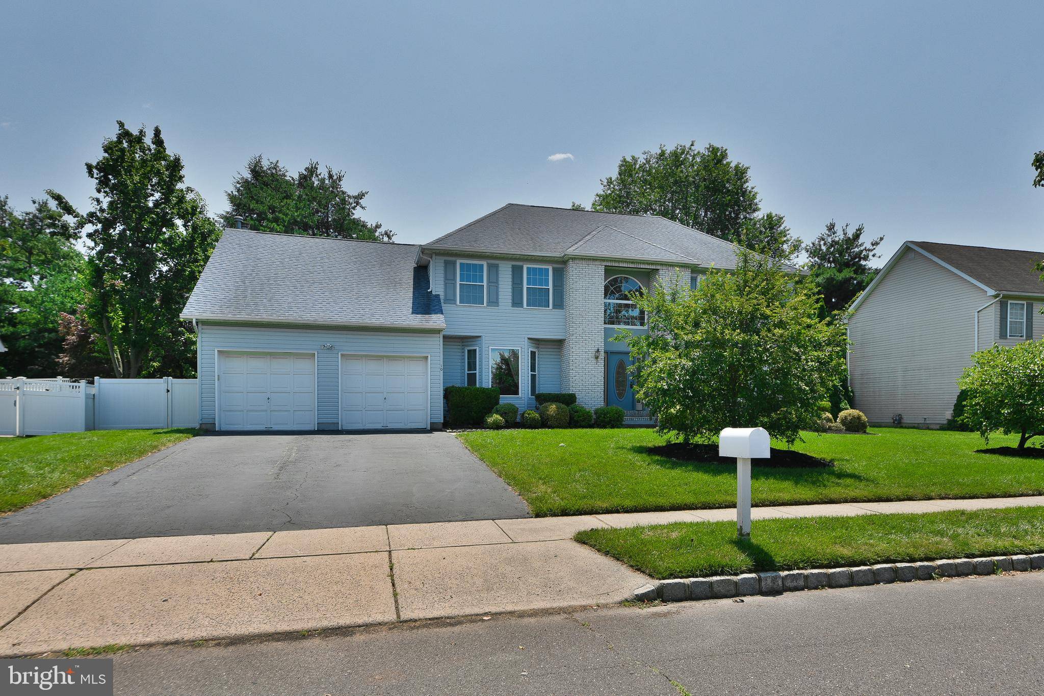 Hamilton, NJ 08690,10 ERICA LYNNE WAY