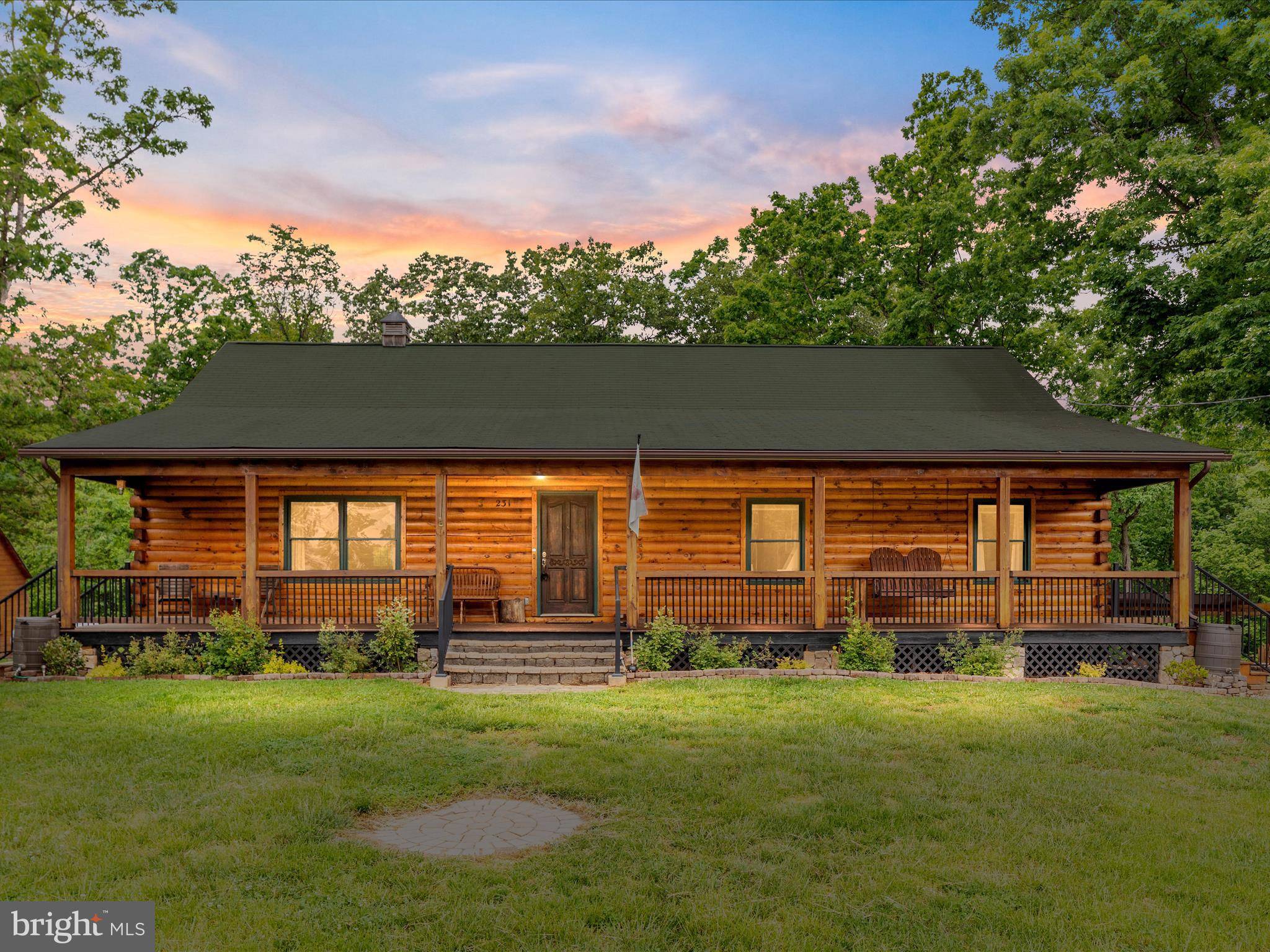 231 BLUE BELL LN, Strasburg, VA 22657