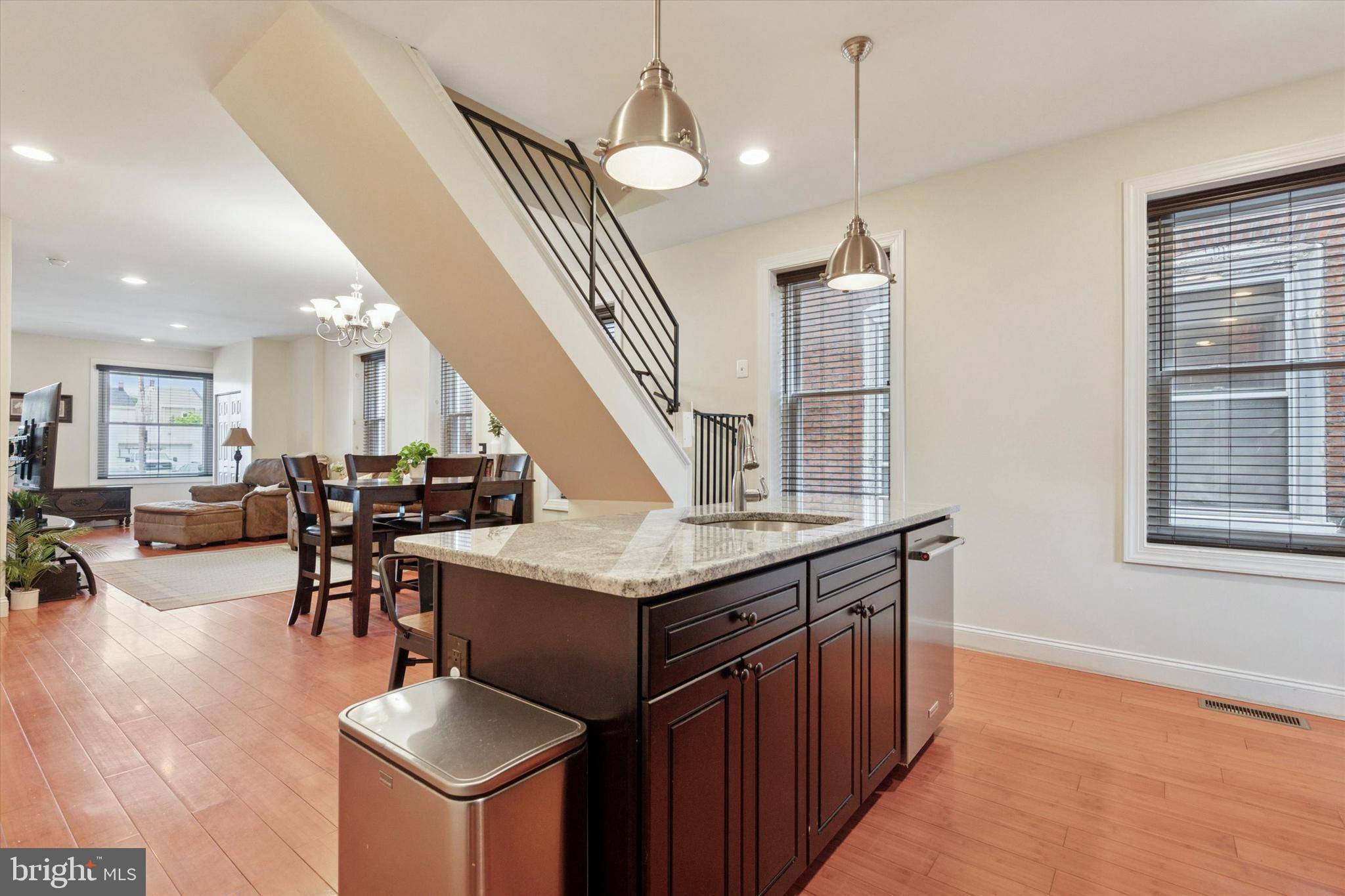 Philadelphia, PA 19128,407 RECTOR ST
