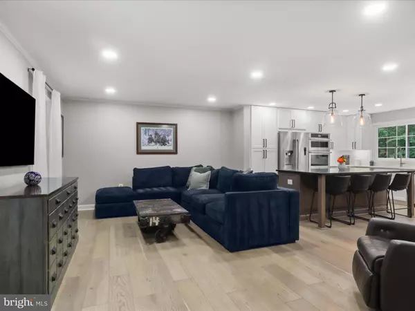 Fairfax Station, VA 22039,7308 S VIEW CT