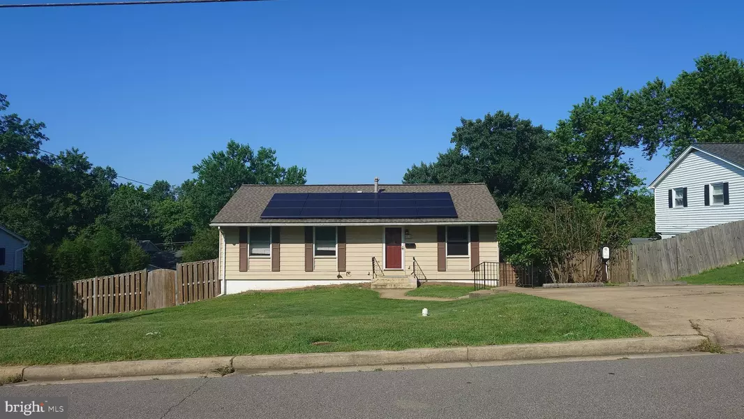 6512 CARRIAGE DR, Alexandria, VA 22310