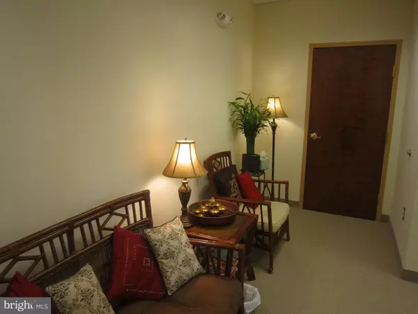 Leesburg, VA 20176,19415 DEERFIELD AVE #317