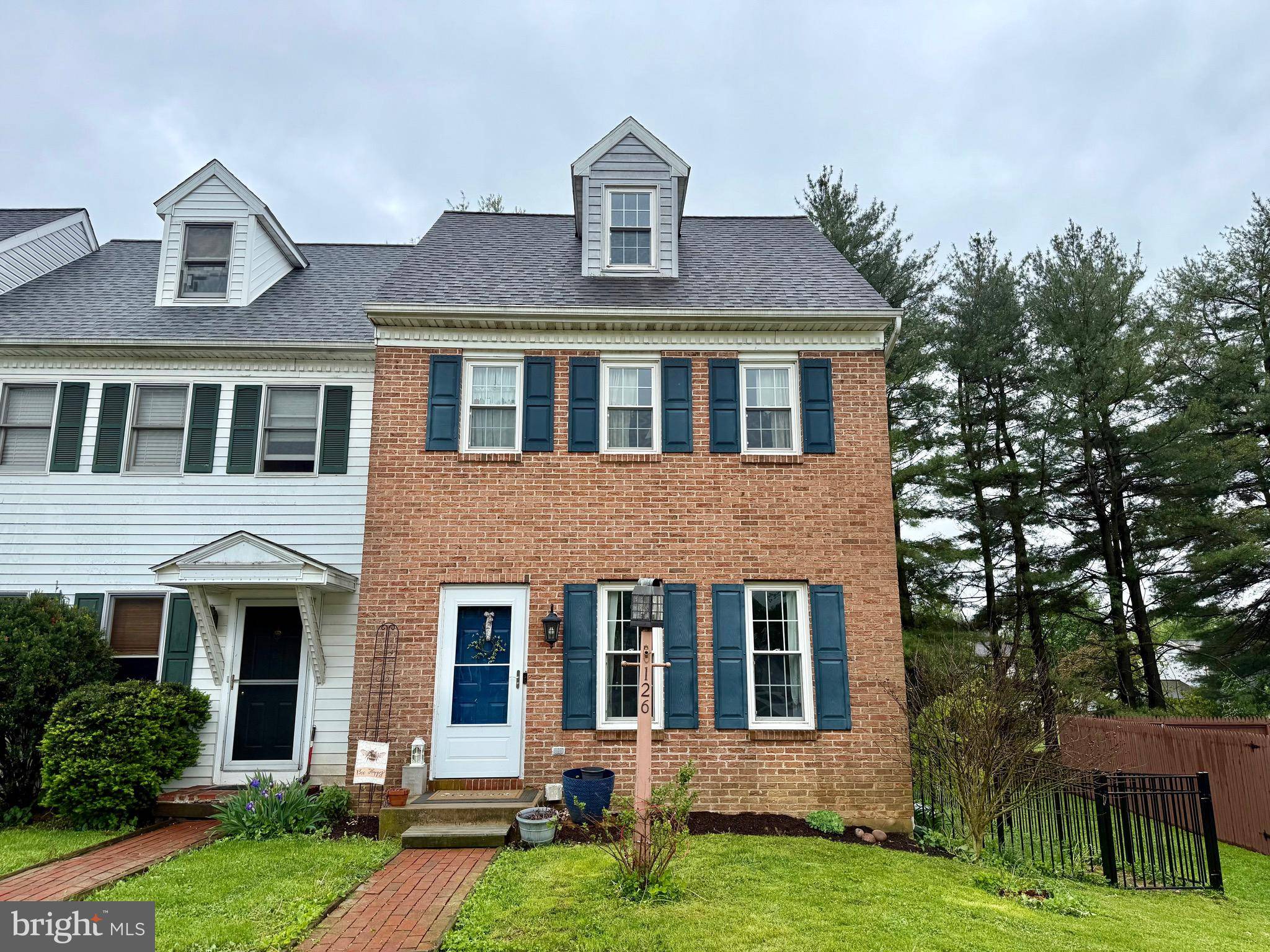126 CHUKAR CT, Lititz, PA 17543