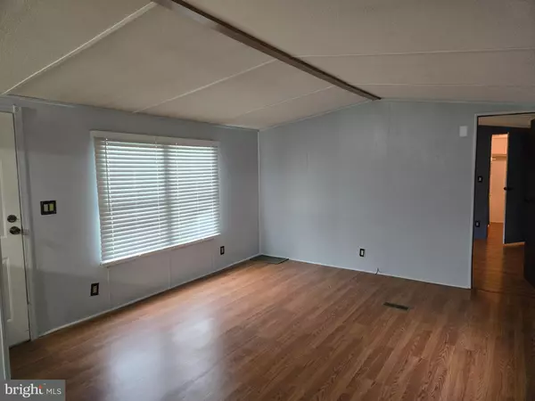 Buena, NJ 08310,267 MAYFLOWER DR