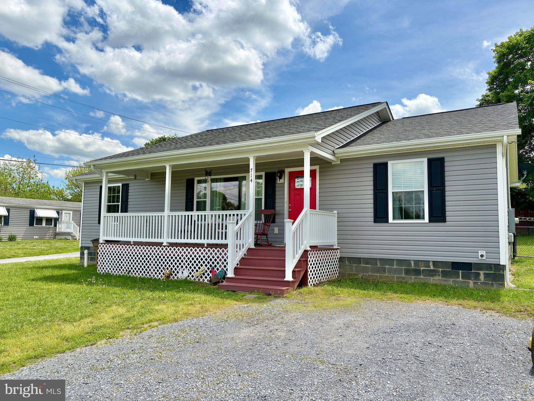 714 COVERSTONE LN, Shenandoah, VA 22849