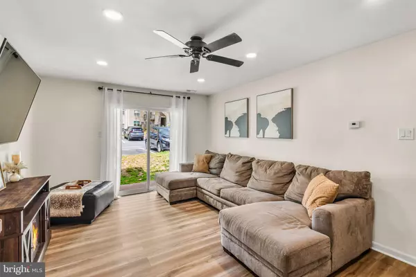 Mantua, NJ 08051,1230 TRISTRAM CIR
