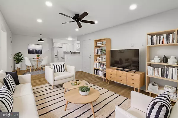 1230 TRISTRAM CIR, Mantua, NJ 08051