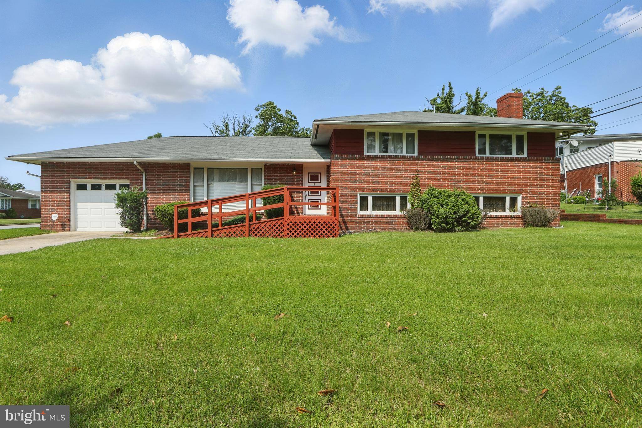 2813 GWYNNVIEW RD, Baltimore, MD 21207