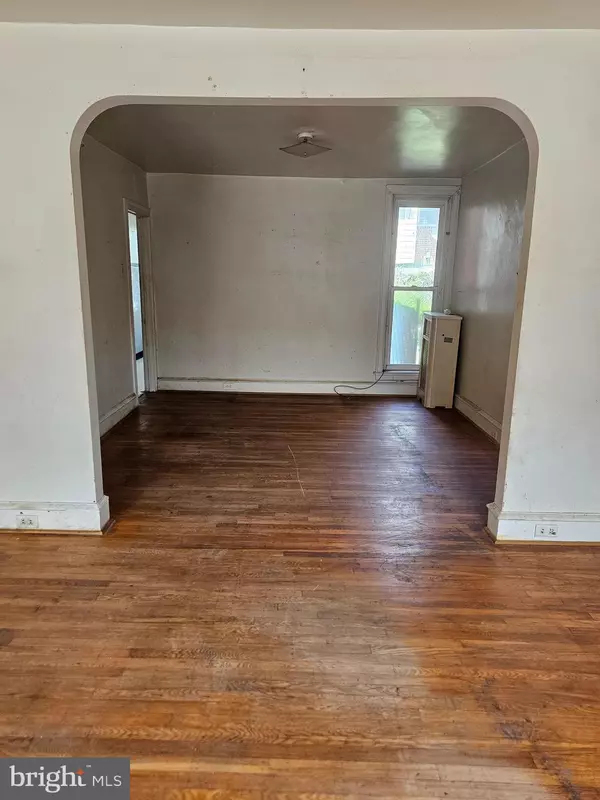 Philadelphia, PA 19120,153 ROSEMAR ST