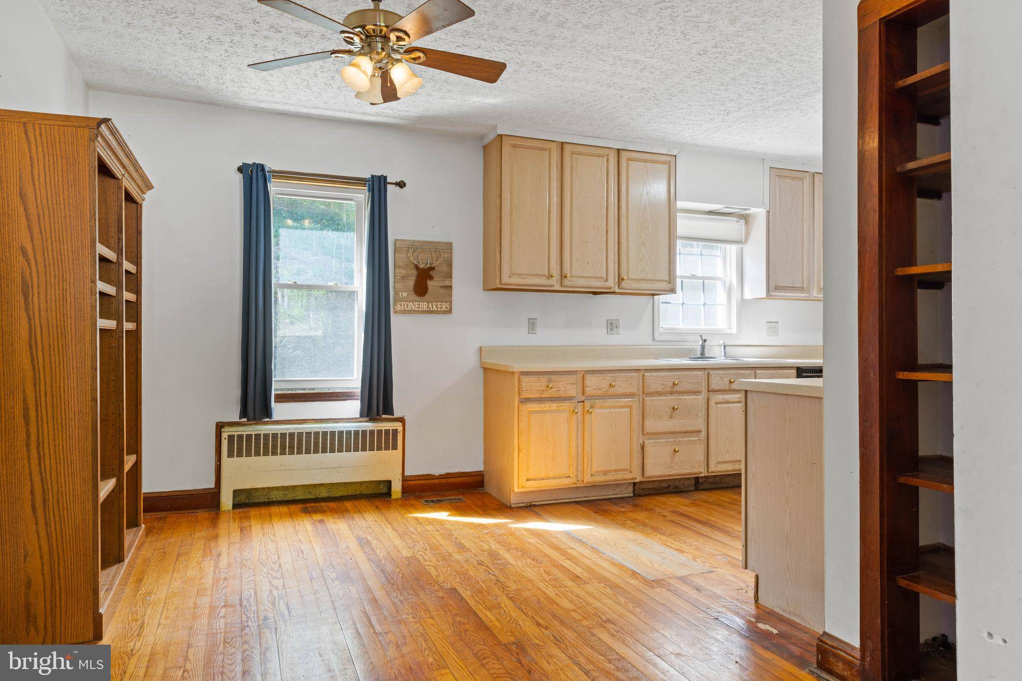 Springfield, WV 26763,6891 CUMBERLAND RD